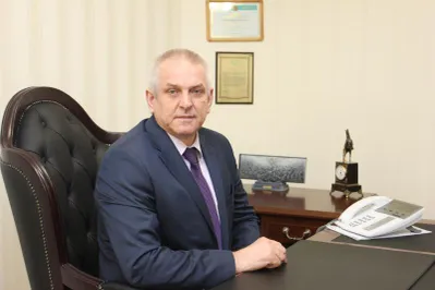 Анатолий Смолин избран судьей Верховного суда