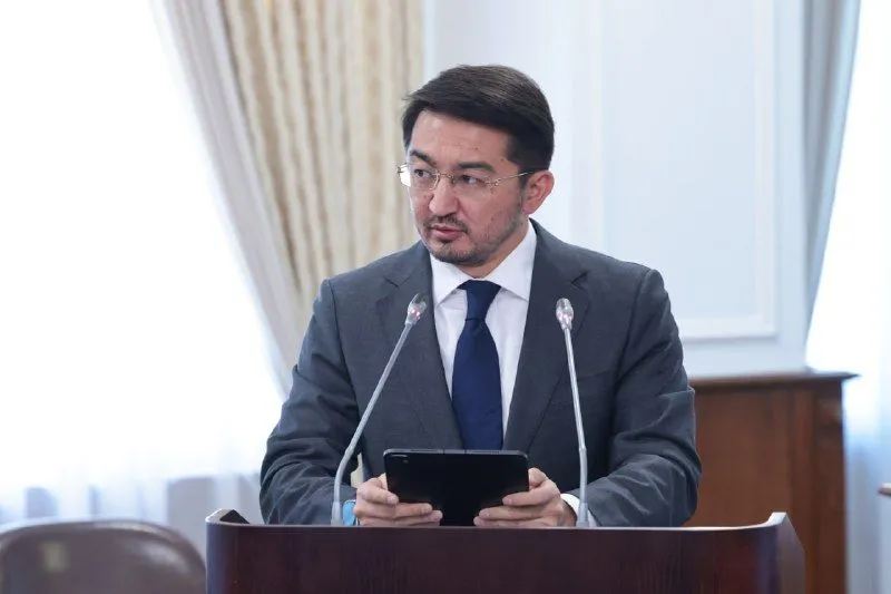 Поезда в Казахстане обеспечат спутниковым интернетом OneWeb и Starlink 