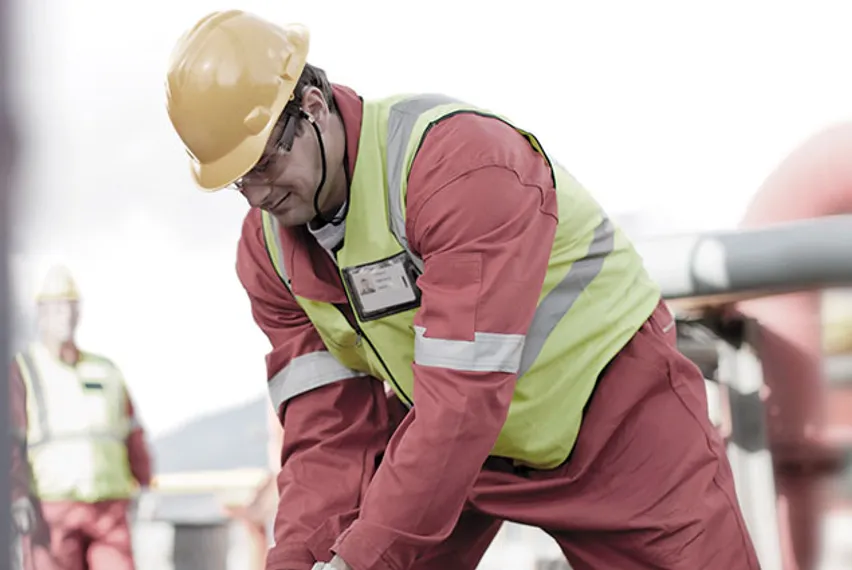 Капитал - Избыток нефти на рынке сохранится до 2017 года