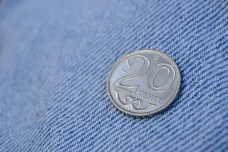 Капитал - Доллар начал торги с отметки 386,4 тенге