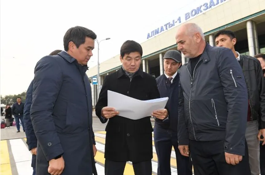 Капитал - Завершена реконструкция привокзальной площади Алматы-1