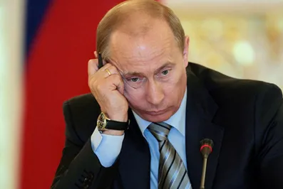 Рейтинг Путина начал падать