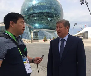 Ахметжан Есимов ответил Алмазбеку Атамбаеву