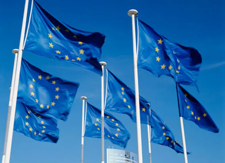 Капитал - Еврокомиссия намерена получить право закрывать банки