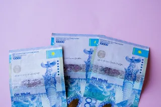 Капитал - Средневзвешенный курс доллара на бирже составил 482,78 тенге