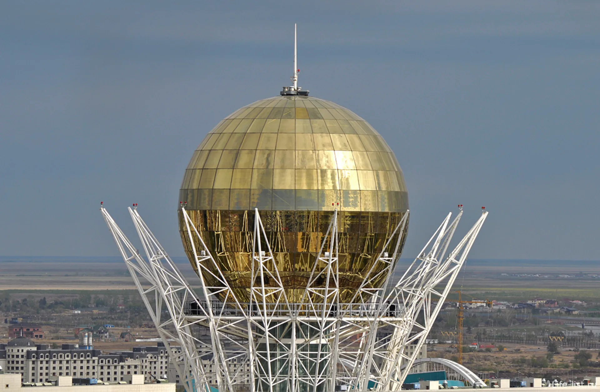 Капитал - В Астане 165 тыс. человек задействованы в МСБ