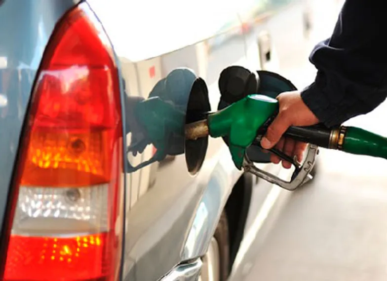 Капитал - Манипуляции с ценами на нефть ударят по потребителям