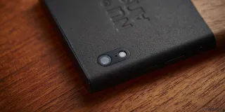 Капитал - На рынок выходит «самый стильный» и «необычный» Windows-смартфон