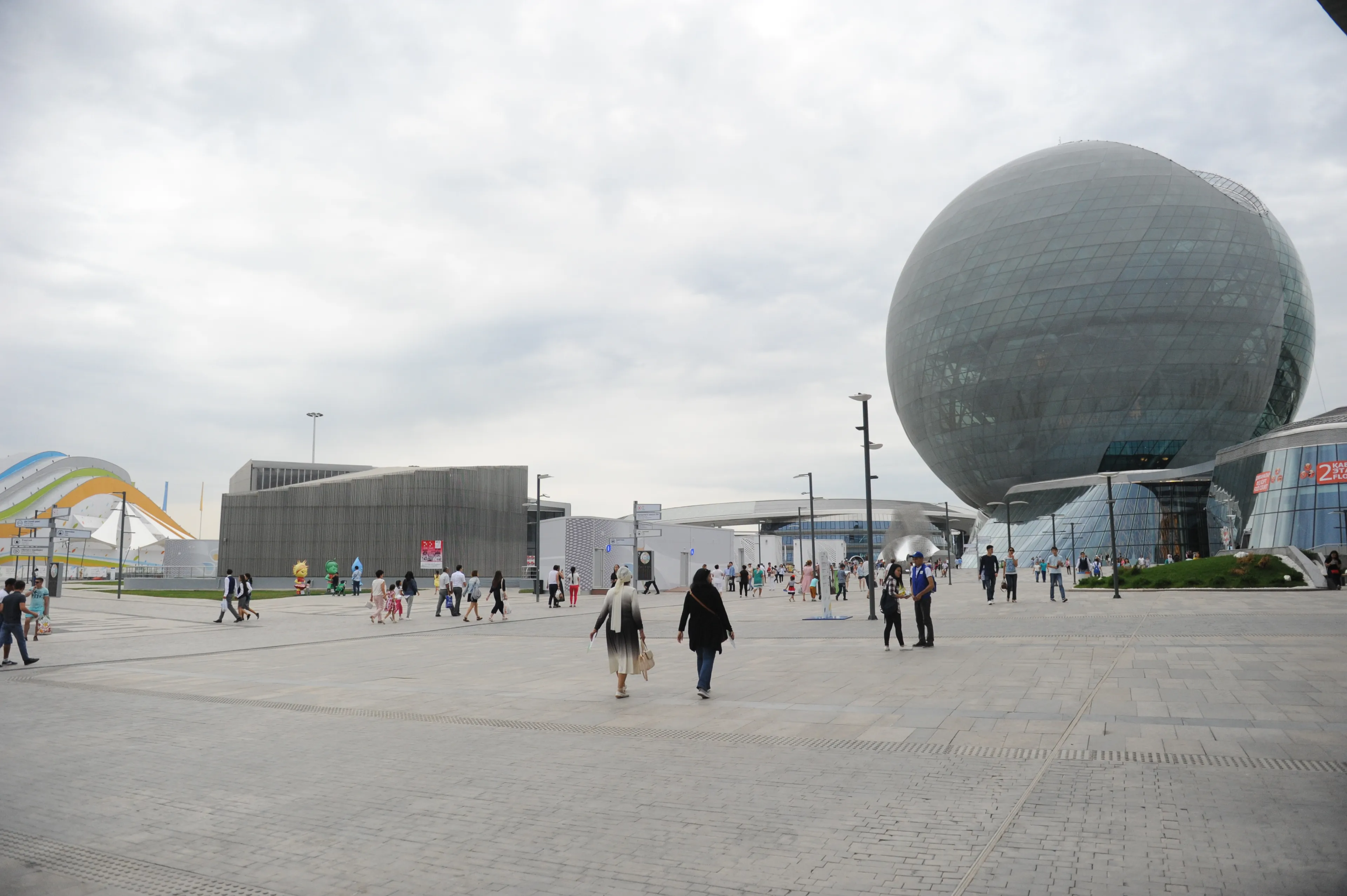 Капитал - Демонтаж международных павильонов ЭКСПО завершится до 15 декабря