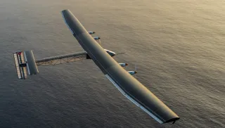 Капитал - Самолет на солнечных батареях пересек Атлантический океан