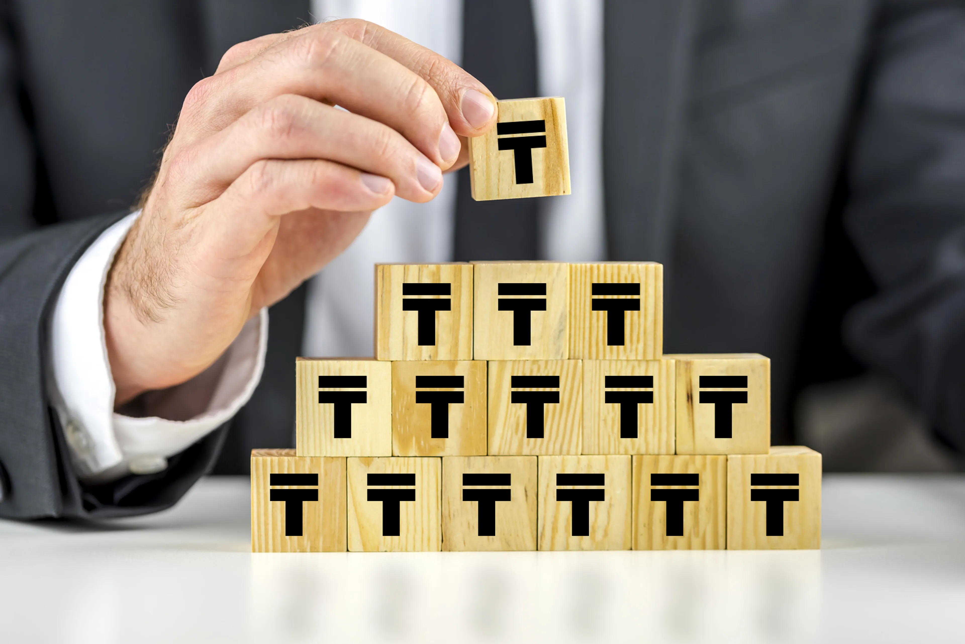 Капитал - Стоит ли принуждать квазигоссектор занимать средства в Казахстане?