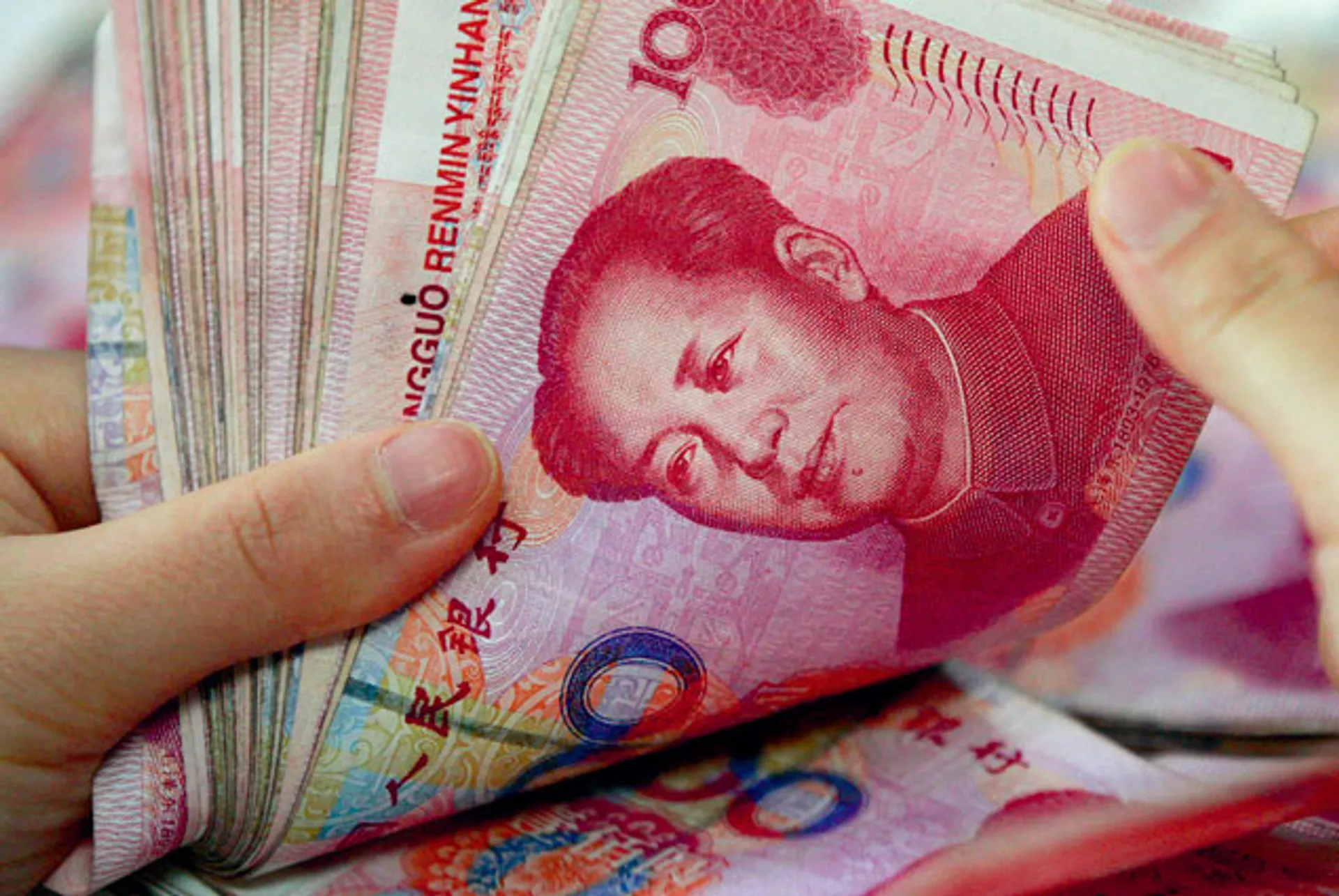 Капитал - США стали активно использовать юань во внешней торговле