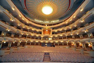 Капитал - Солдаты Нацгвардии сыграют гуннов в опере Аттила