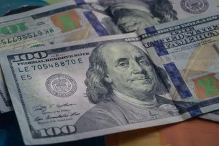 Капитал - Доллар продается на бирже возле отметки 460 тенге