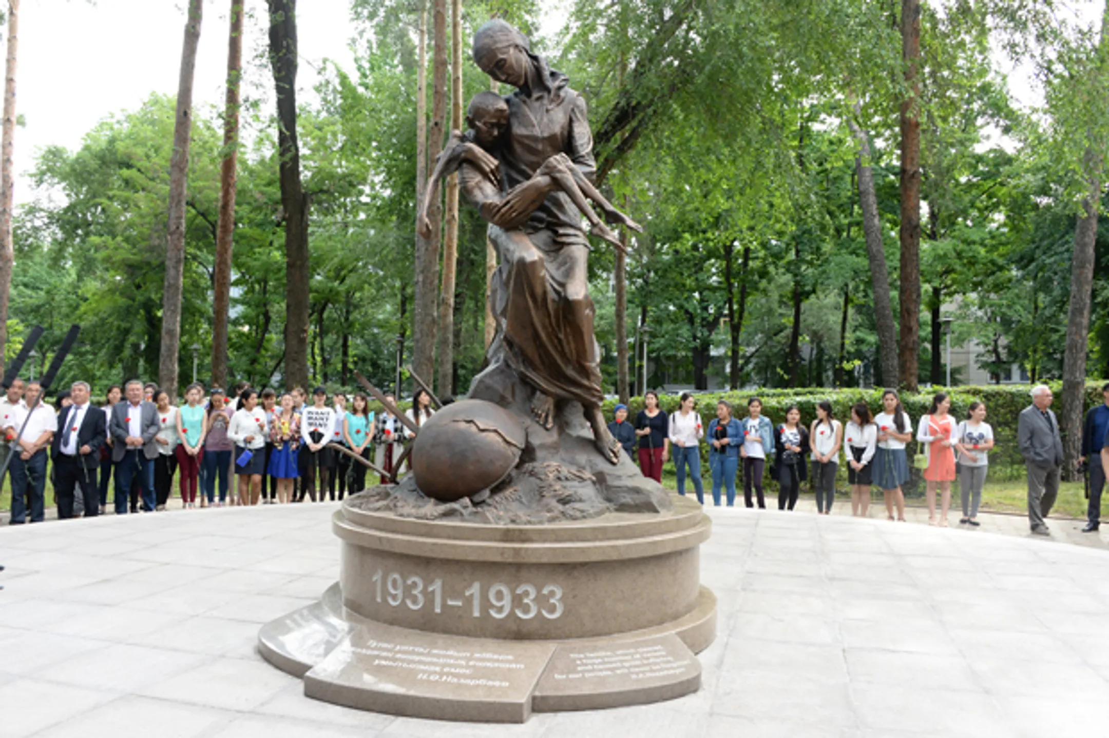 В Алматы установили памятник жертвам голода 1931−1933 годов - Image Kapital.kz