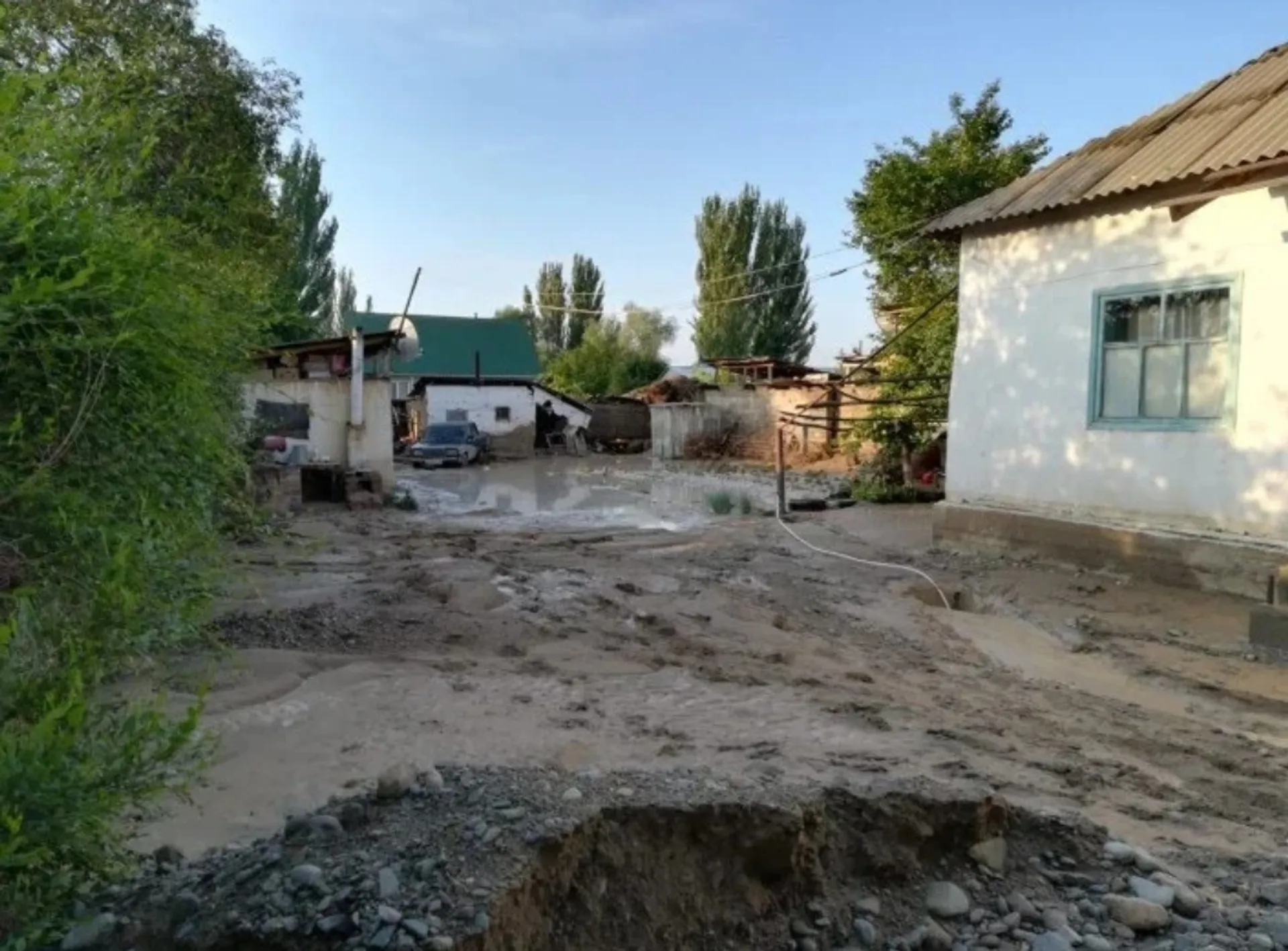 Капитал - Сель в Алматинской области затопил пять улиц, но не повредил дома