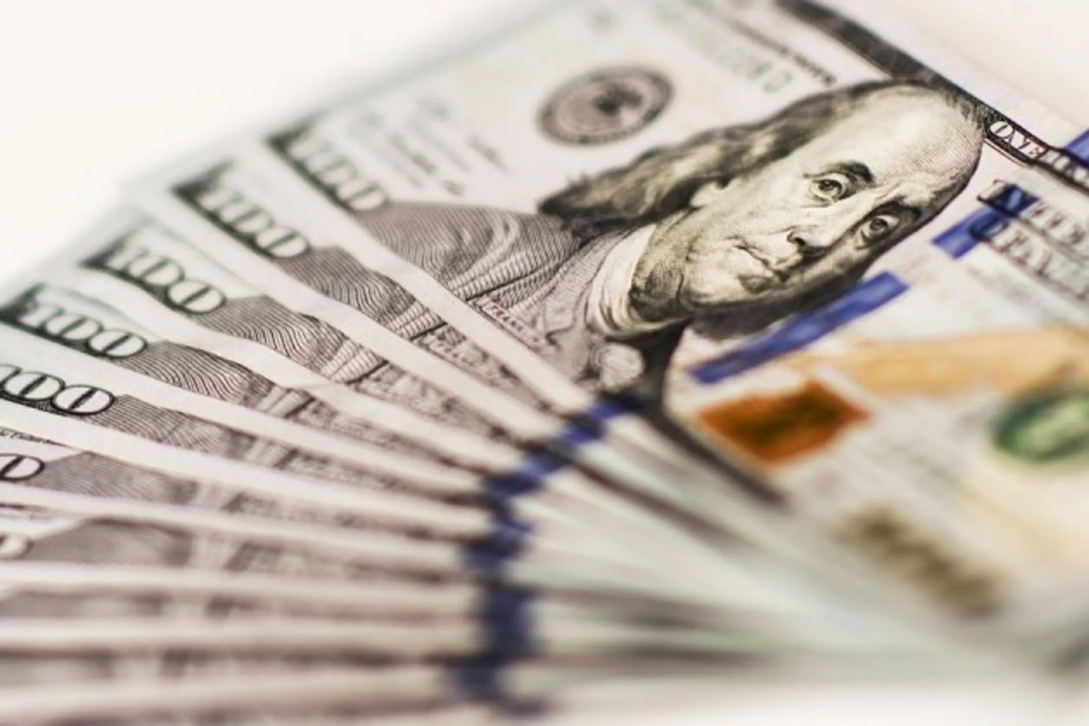 Президент подписал закон о валютном контроле - Image Kapital.kz