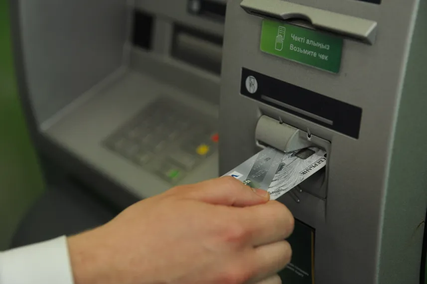 Капитал - В Казахстане используется уже более 12 млн платежных карт