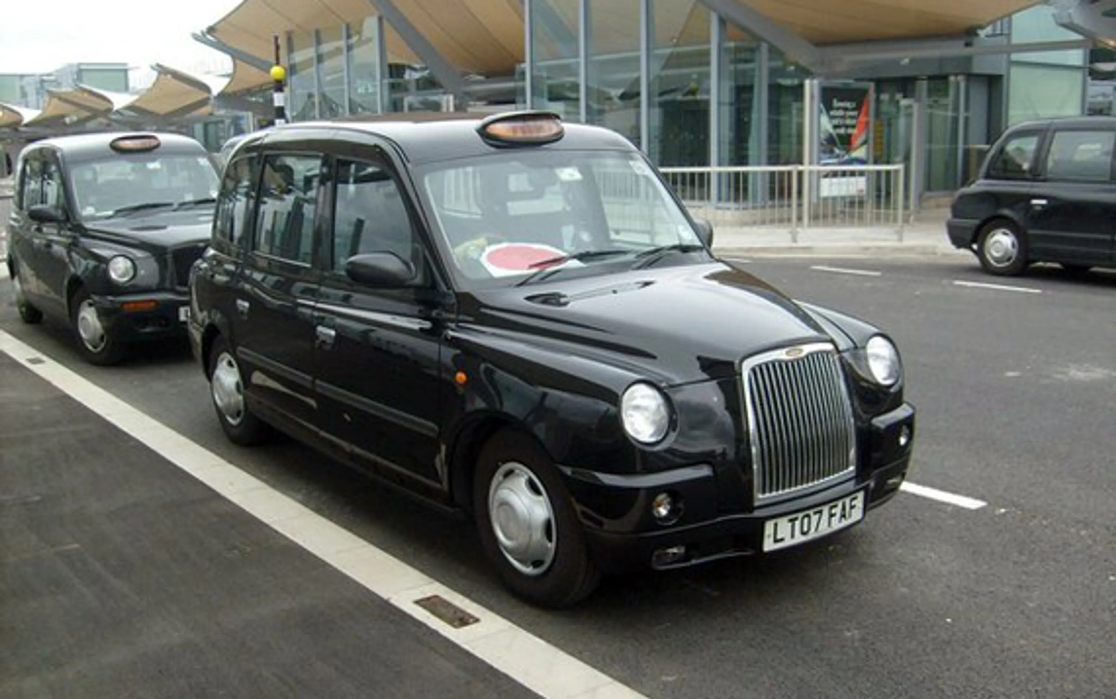 Капитал - Производитель лондонских кэбов обанкротился