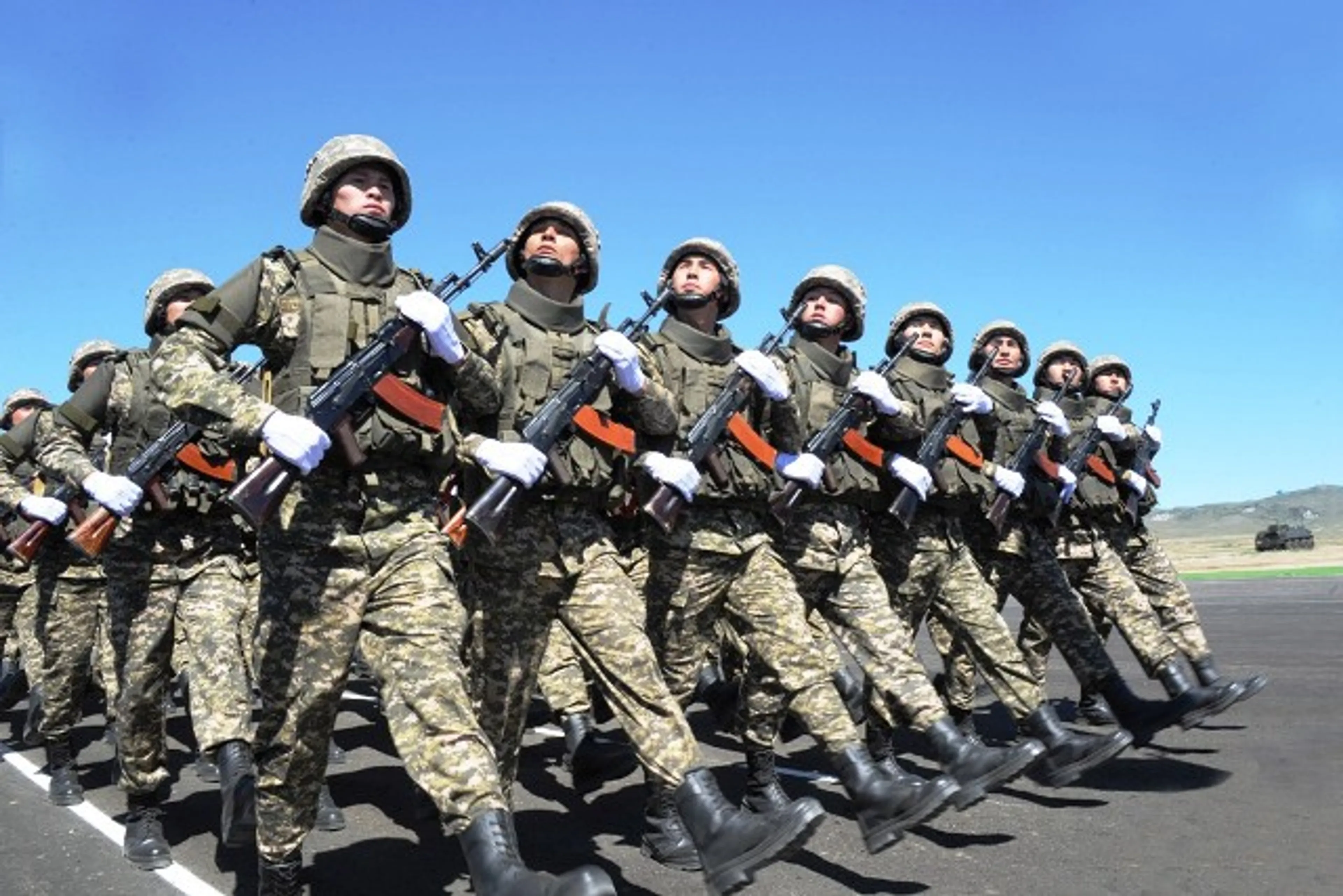 Капитал - 22 года назад был принят закон о Вооруженных силах РК