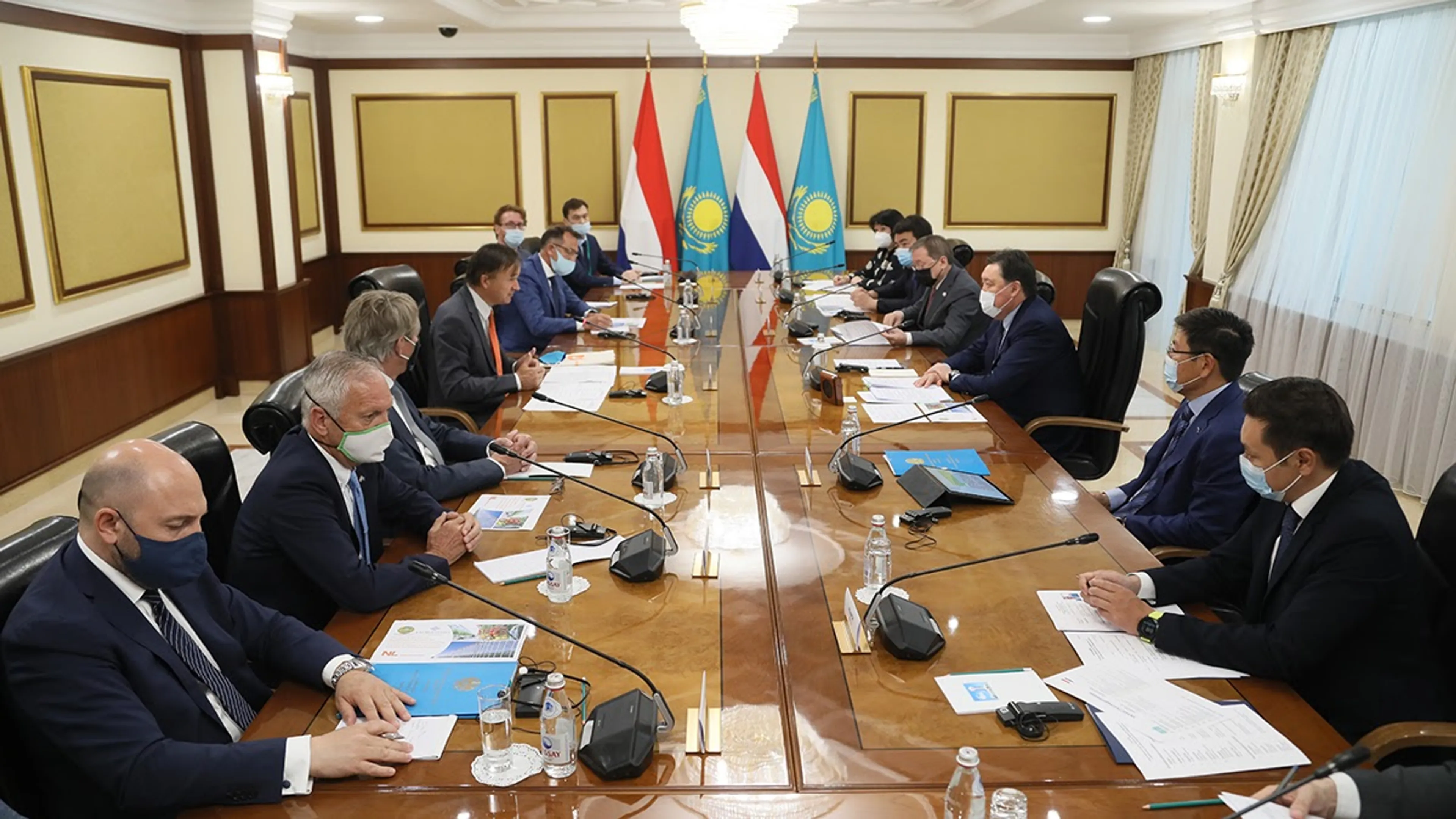 Капитал - Компании Нидерландов вложат 100 млрд тенге в АПК Казахстана