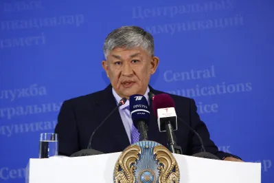 У Крымбека Кушербаева свой рецепт по выходу из кризиса