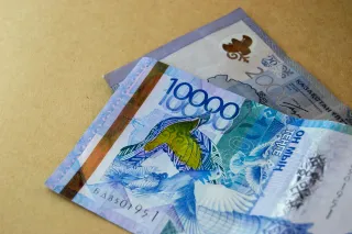 Капитал - Средневзвешенный курс доллара на бирже составил 476,27 тенге