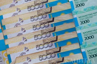 Капитал - В Казахстане повышены пенсии, пособия и минимальная зарплата