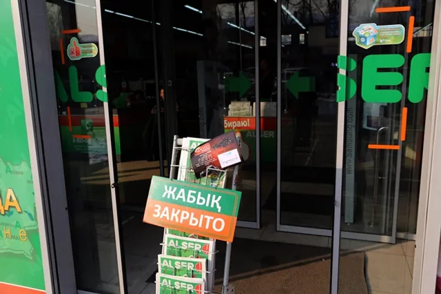Магазины техники повышают цены на 20-30%