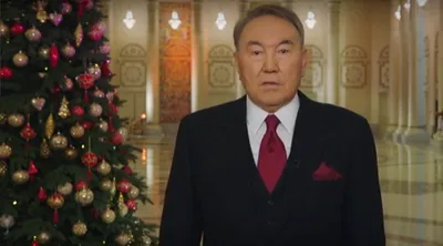 Президент поздравил казахстанцев с Новым 2017 годом