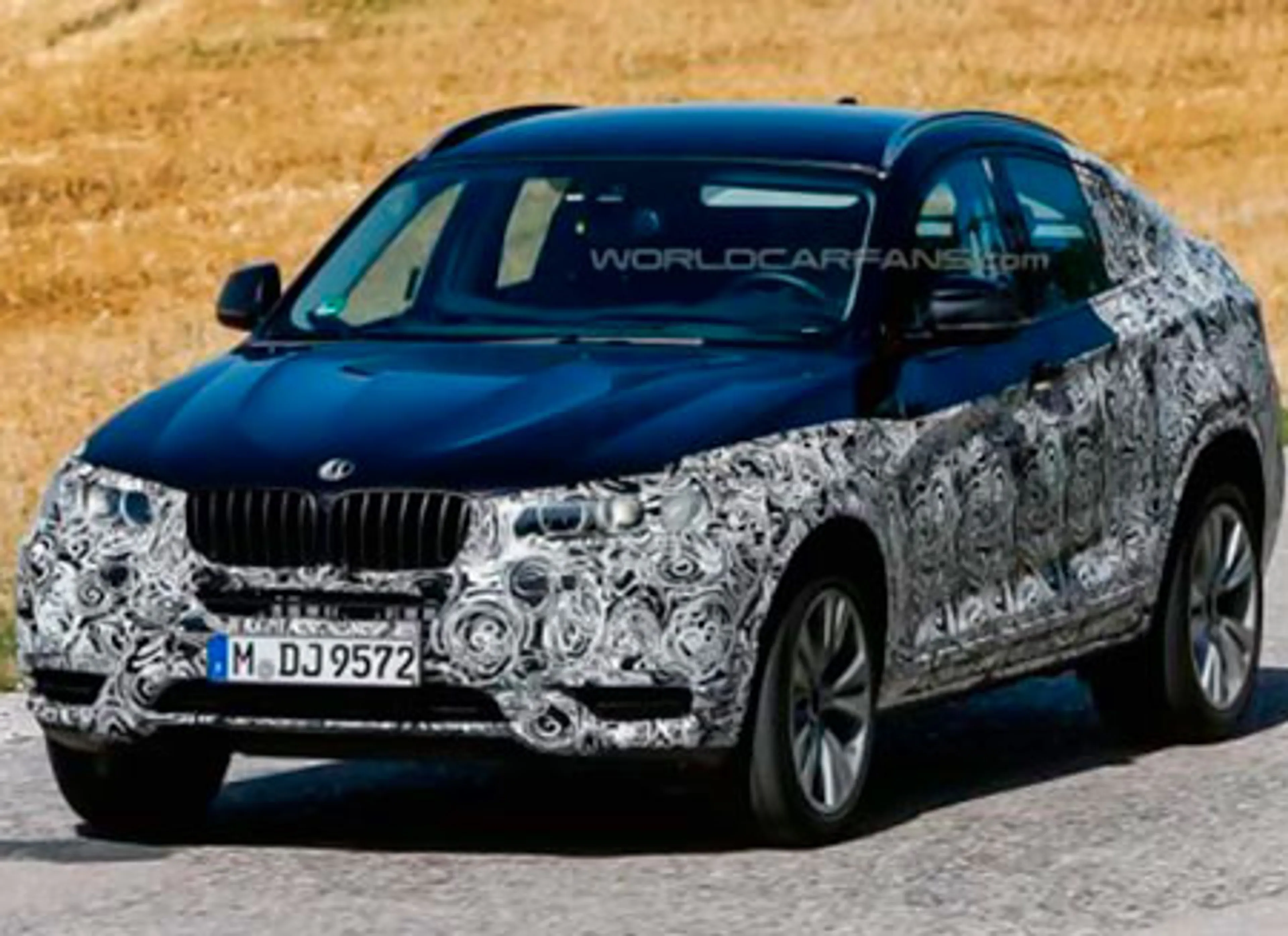 Капитал - В сети появились фото младшего брата X6