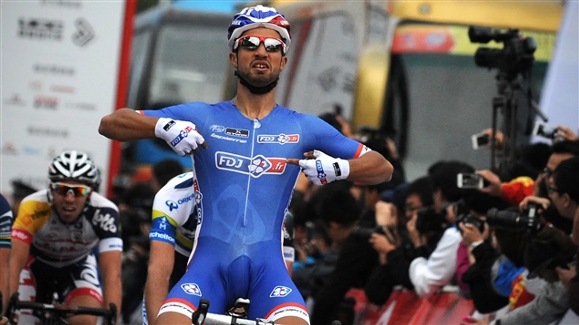 Капитал - Насер Буханни выиграл 4-й этап веломногодневки Giro d‘Italia