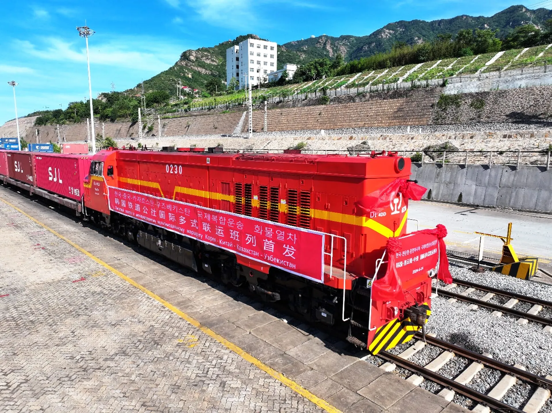 Капитал - Поезд по маршруту Корея-Китай-Казахстан-Узбекистан запустили в пилотном режиме