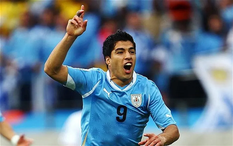 Капитал - Суарес официально стал игроком «Барселоны»