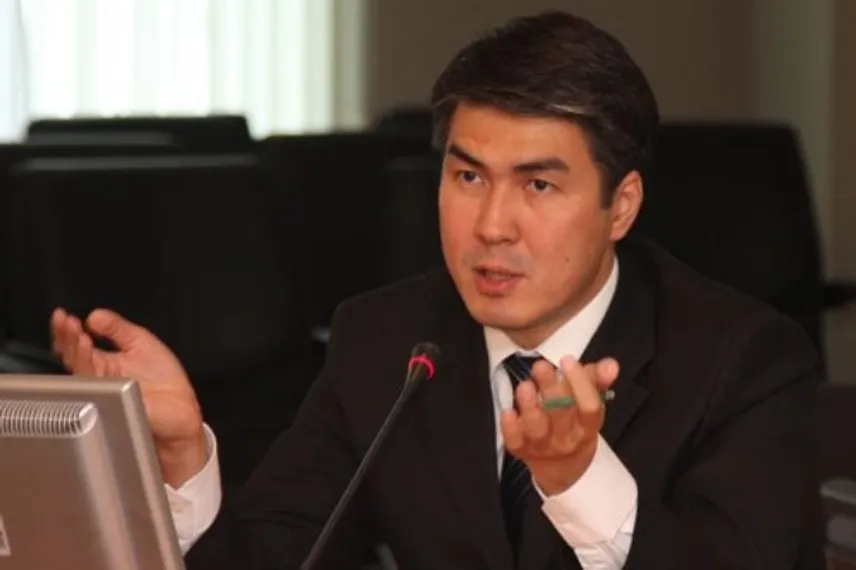 Капитал - Назарбаев назвал консерваторами Исекешева и Шукеева