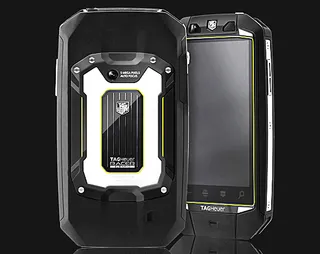 Капитал - Tag Heuer выпустила золотые смартфоны