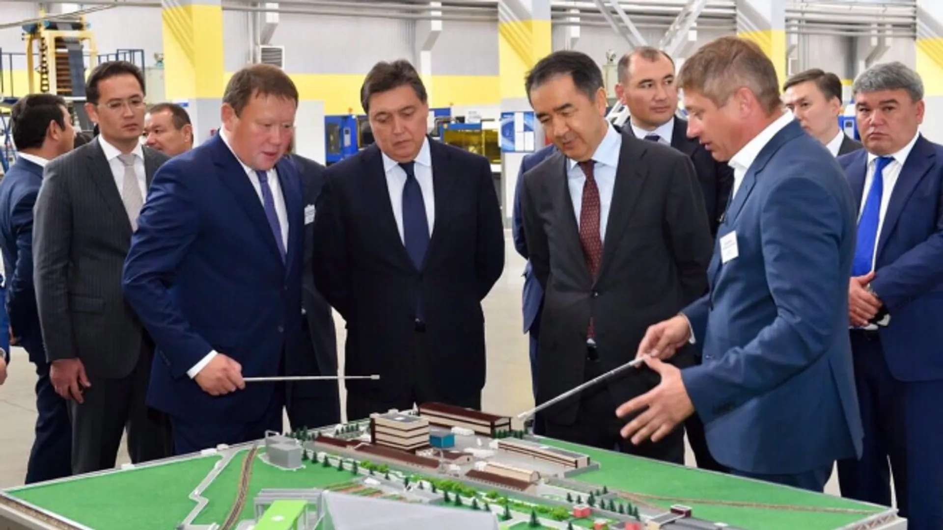 Капитал - Премьер ознакомился с развитием пищевой промышленности в СКО