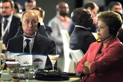 Путин призвал БРИКС противостоять травле со стороны США