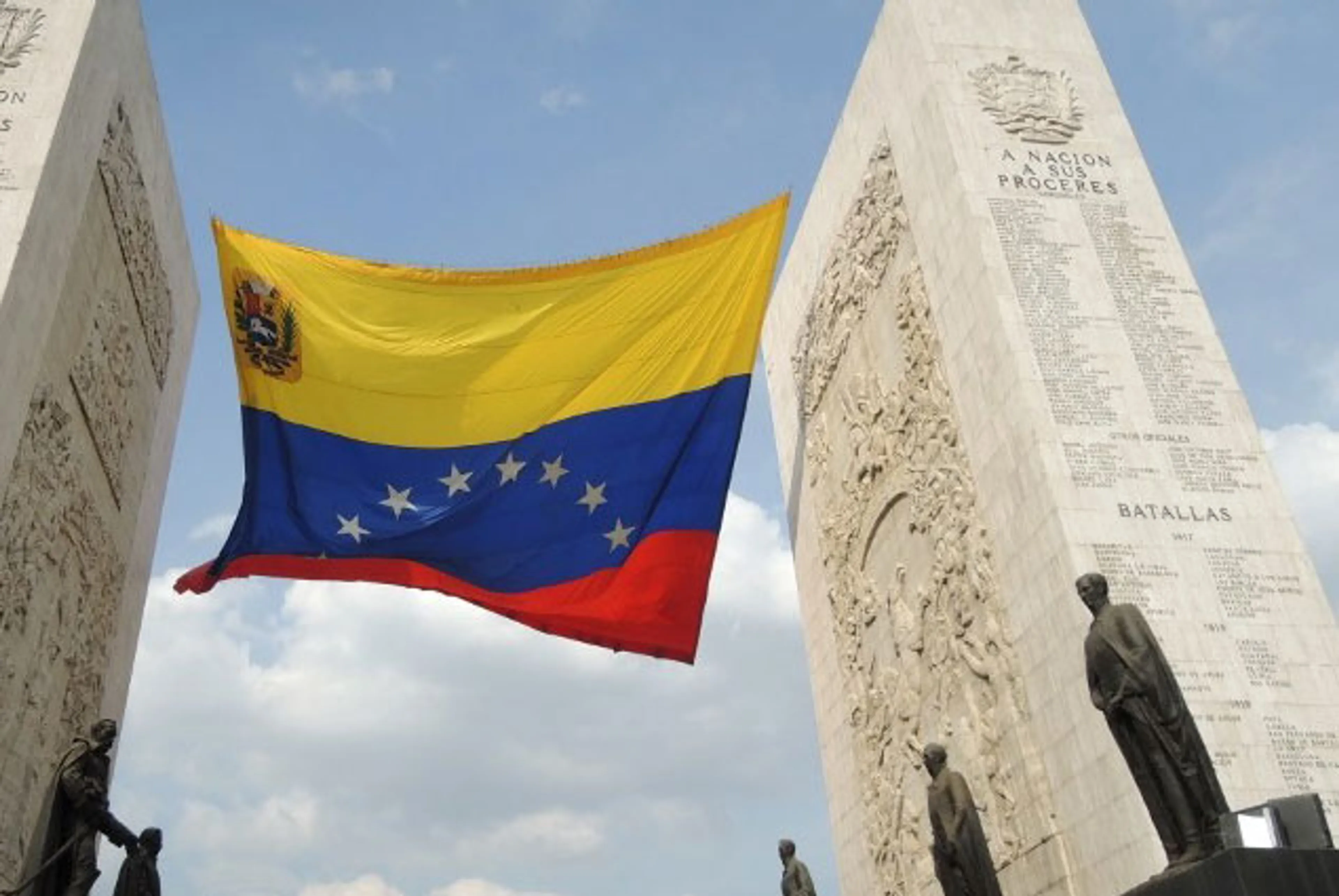 Капитал - Сильнее всех в этом году упадет экономика Венесуэлы