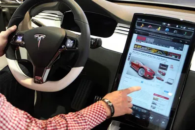 Tesla заработала на предзаказах Model 3 больше, чем во время IPO