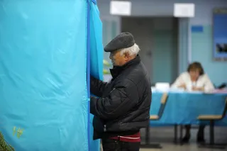 Капитал - Явка избирателей: На 12.00 часов – 40,21%