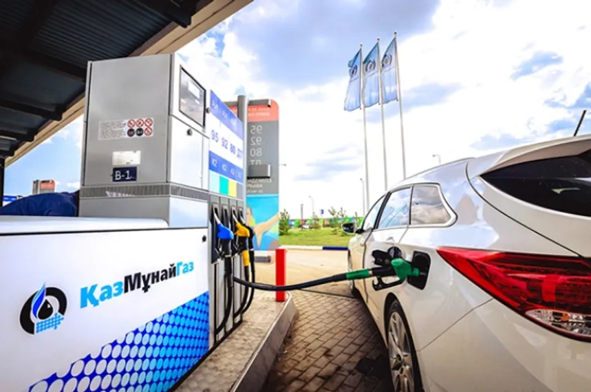 Капитал - «КазМунайГаз» продал сеть своих АЗС
