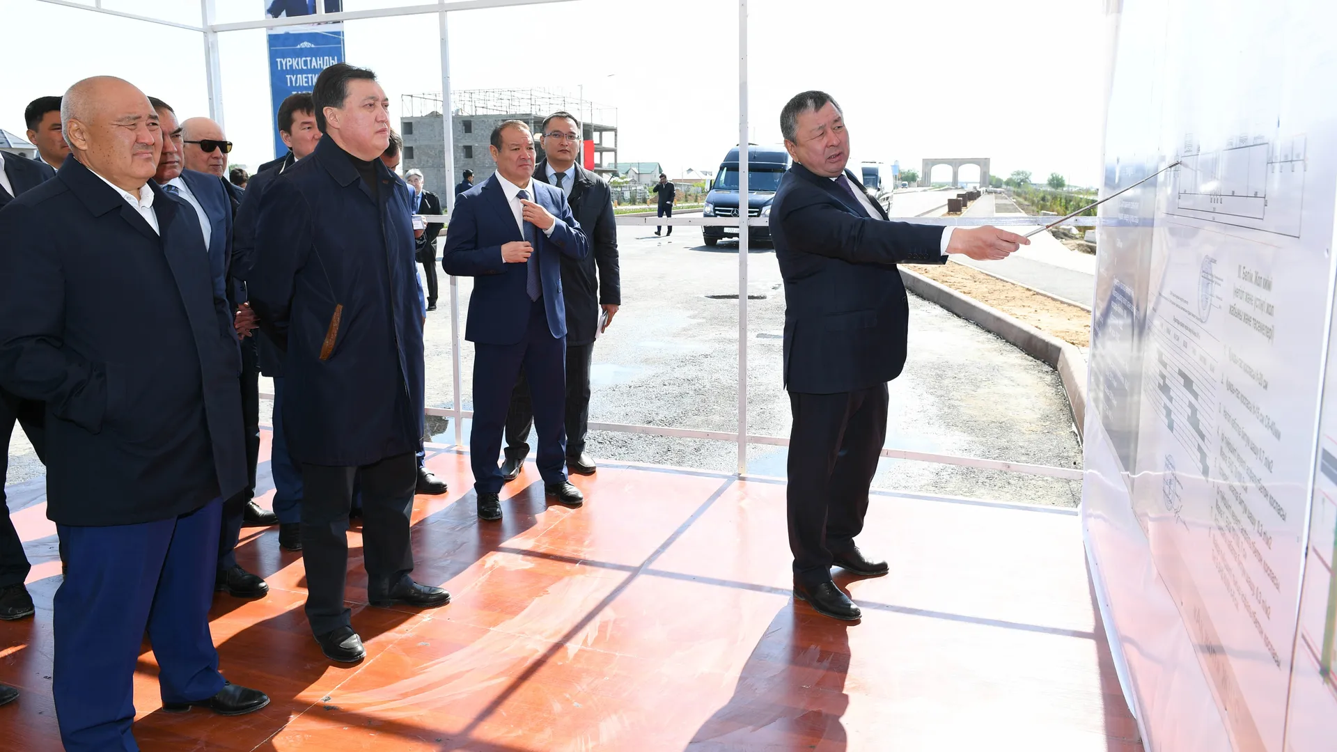 Капитал - На стройобъектах Туркестана будут работать круглосуточно