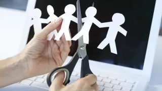 Капитал - Microsoft сократит тысячи сотрудников