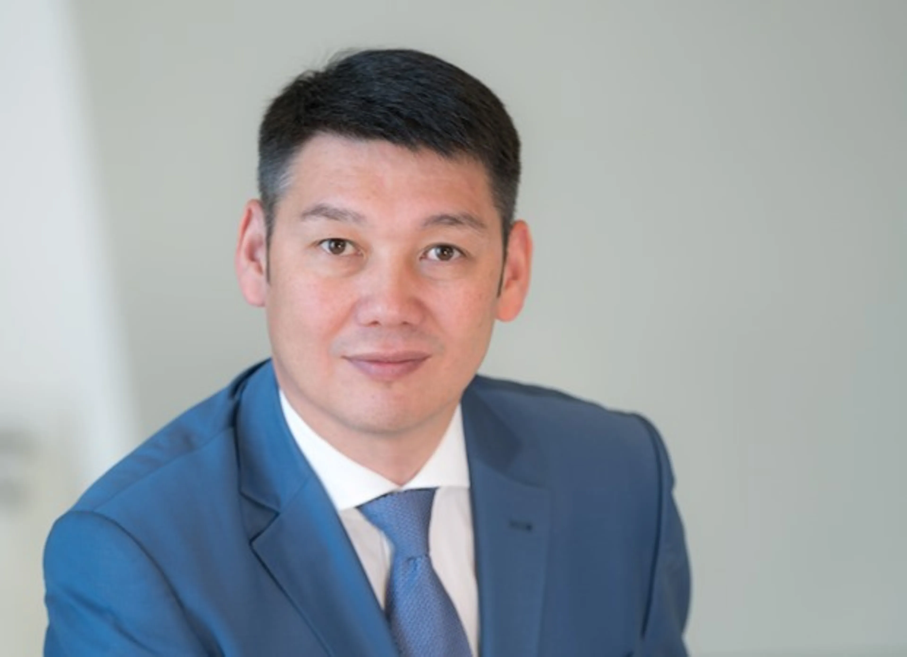 Капитал - Асхат Маемиров возглавил театр имени Ауэзова в Алматы