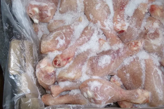 Нет смысла увеличивать импорт замороженного мяса птицы