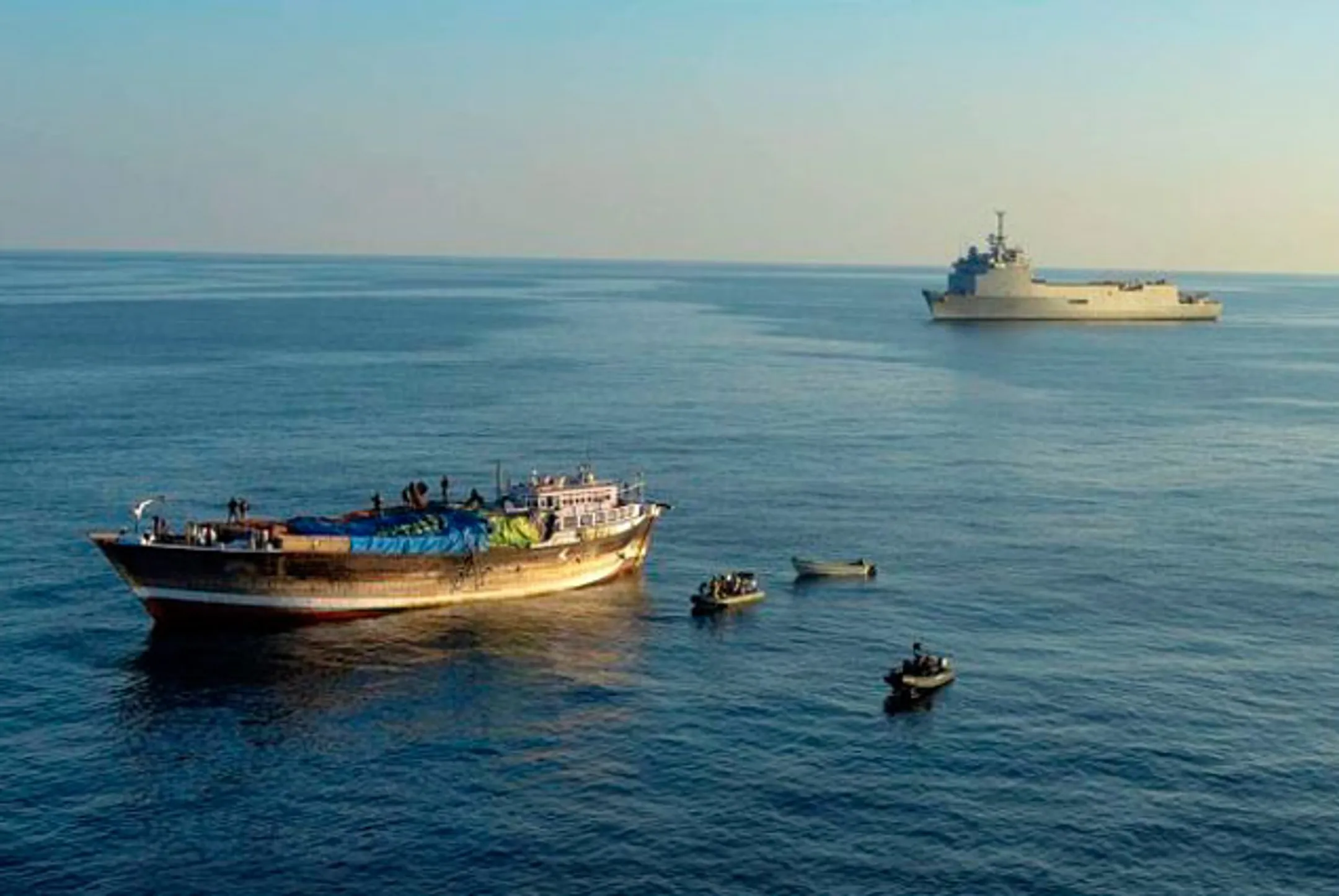 В Индийском океане утонул паром с туристами - Image Kapital.kz