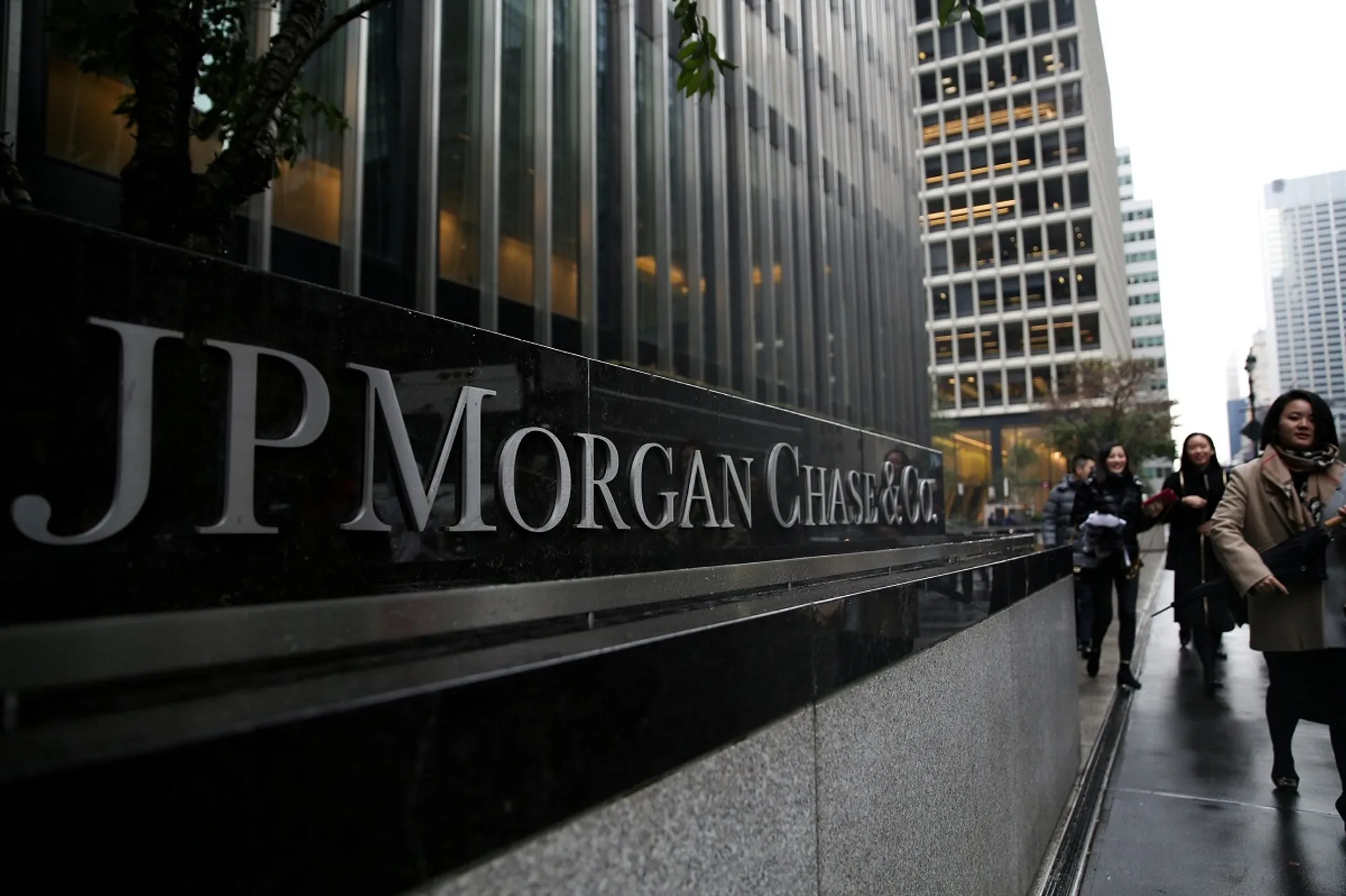 Капитал - JPMorgan улучшил прогнозы для ВВП США