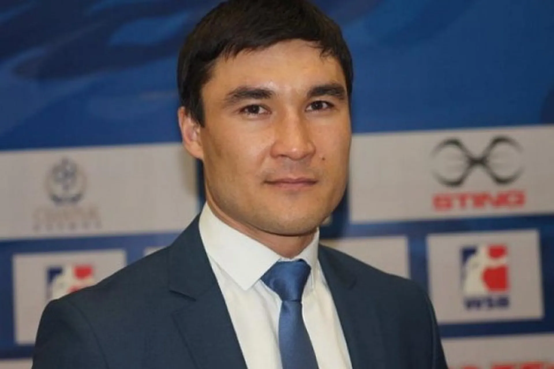 Капитал - Серик Сапиев переходит на госслужбу