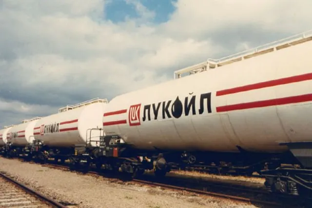 Лукойл продает Китаю долю своей компании в РК